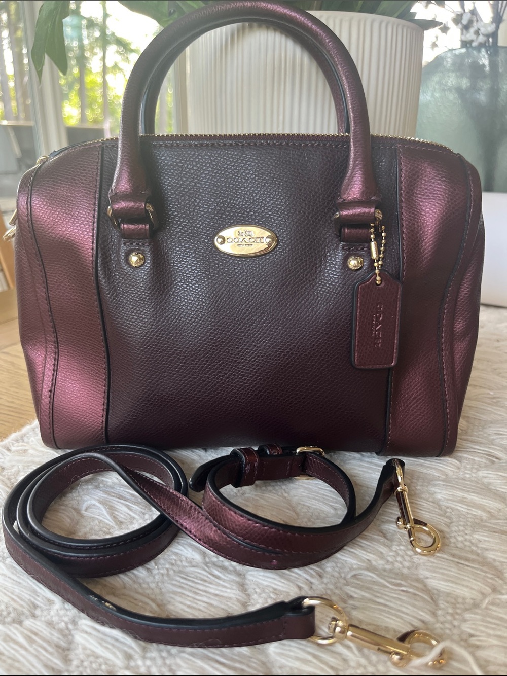 EUC Coach Mini Bennett Metallic Burgundy Gold Satchel Crossbody